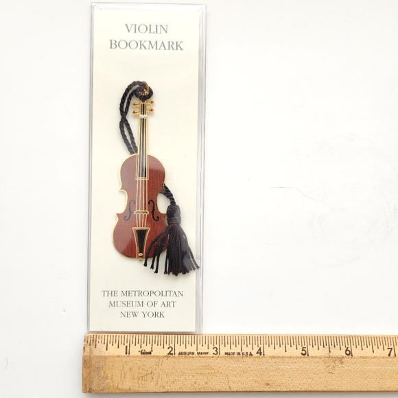 Metropolitan Museum of Art Violin Bookmark - Picture 3 of 4